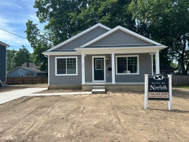 107 Hart Street, Marshall, MI 49068