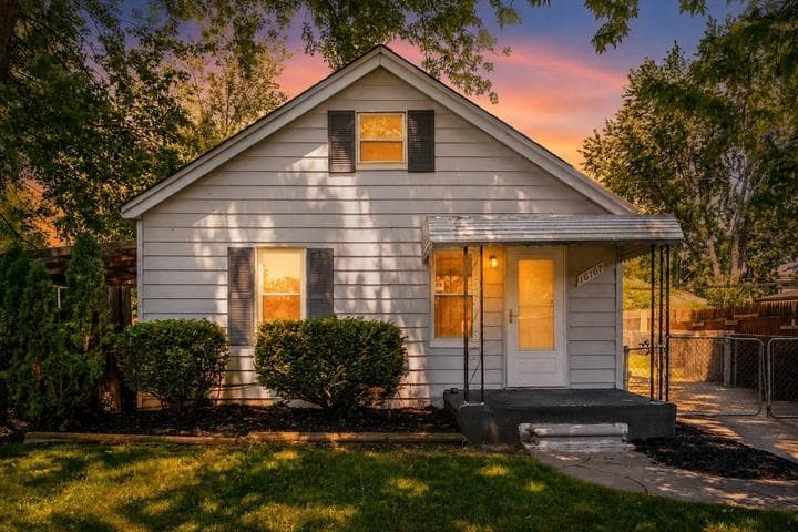 16167 Hauss Avenue, Eastpointe, MI 48021