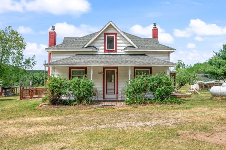 5304 W 48 Road, Cadillac, MI 49601