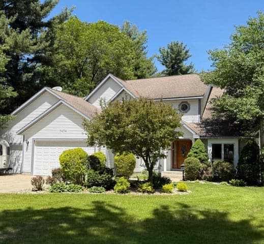 7474 Wiczer Drive, Whitehall, MI 49461