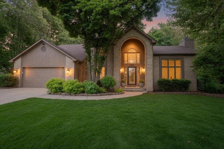 6985 Springcrest Court, Clarkston, MI 48346