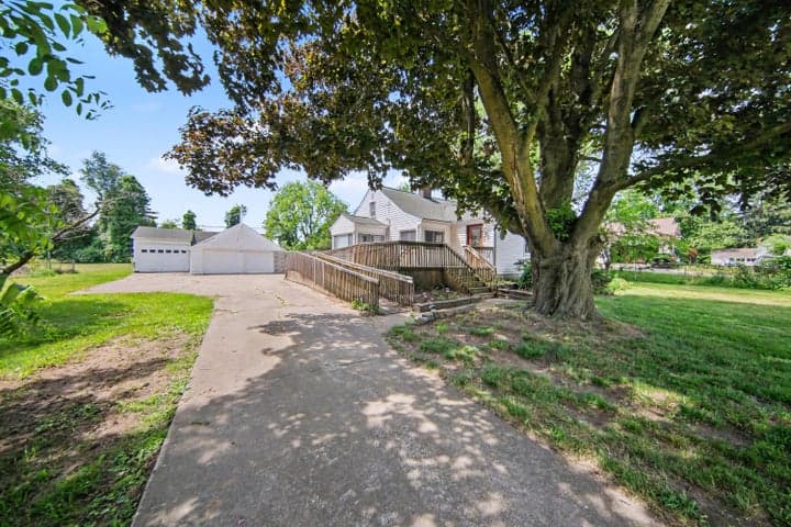9100 Willis Road, Willis, MI 48191