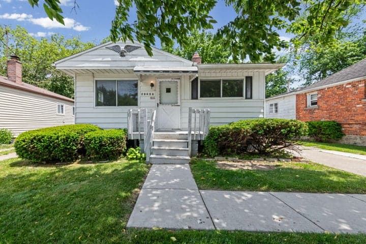 20436 Inkster Road, Redford, MI 48240
