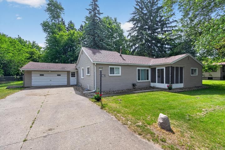 539 Jacqueline Street, Jackson, MI 49202