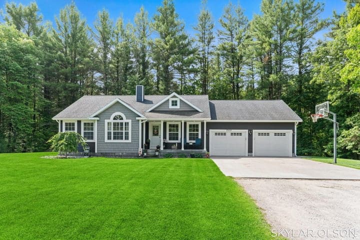 7939 Sweeter Road, Twin Lake, MI 49457