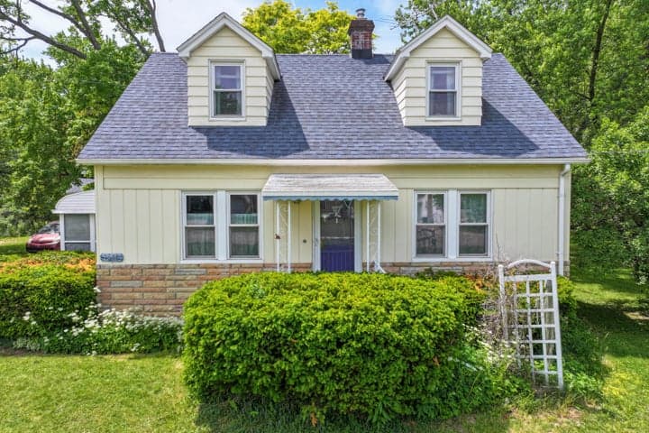1446 Mintola Avenue, Flint, MI 48532