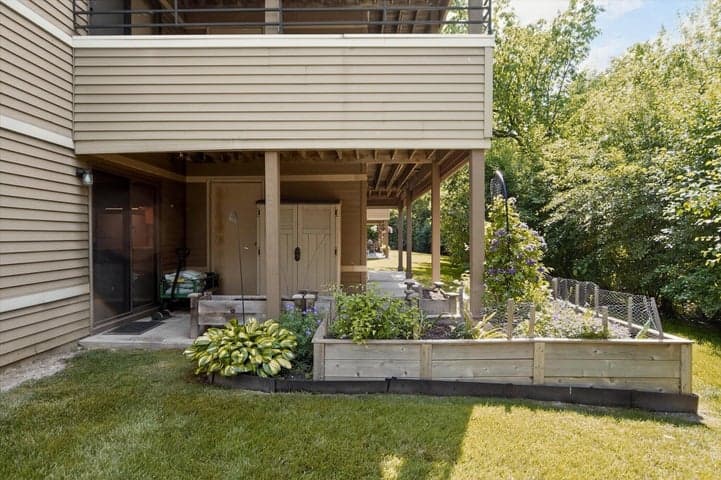 350 Briarcrest Drive 158, Ann Arbor, MI 48104