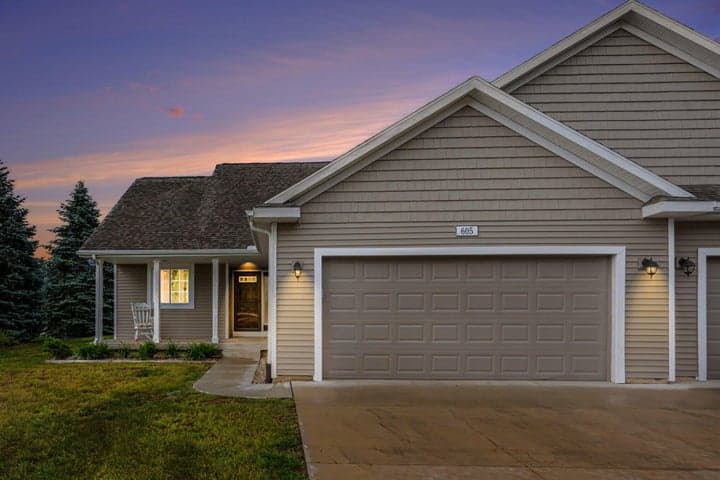 605 Bush Boulevard, Three Rivers, MI 49093
