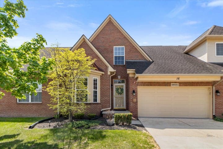 48551 Oak Bridge Drive, Canton, MI 48188