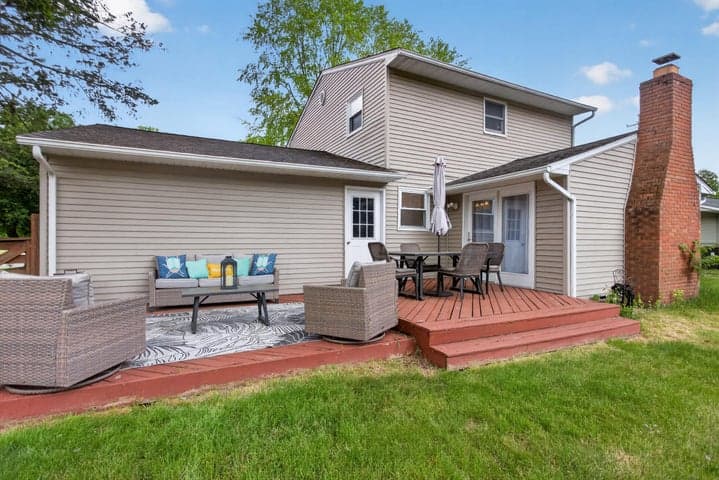 3324 Blue Lane, Jackson, MI 49203