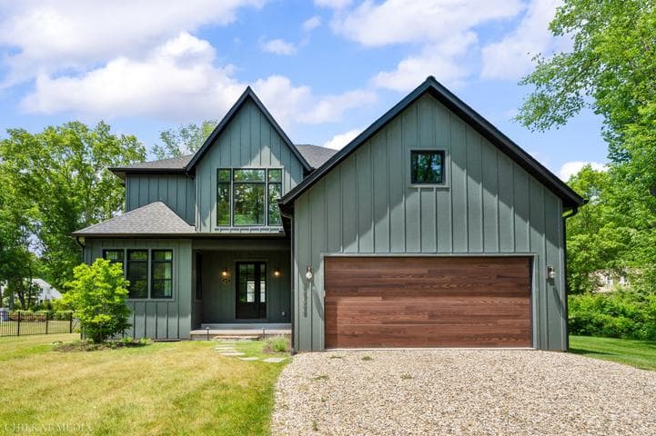 45322 Fairway Drive, New Buffalo, MI 49117