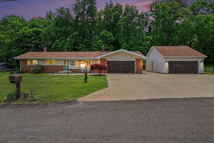 15 Enlow Court, Battle Creek, MI 49015