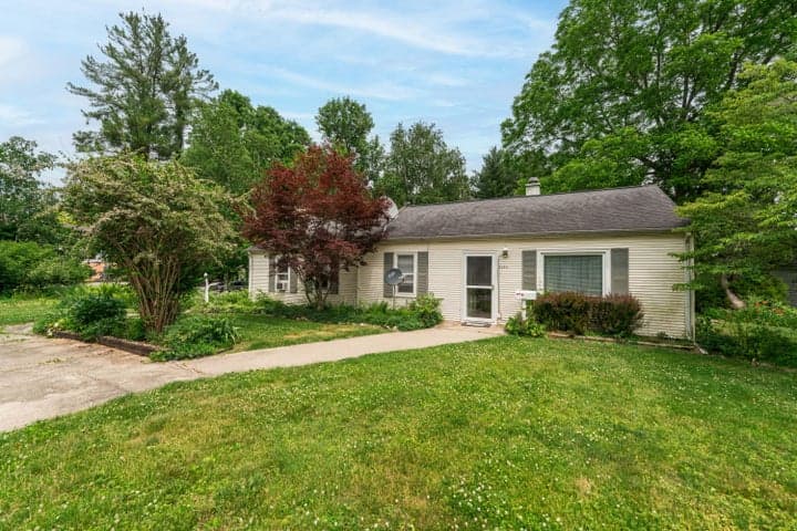 117 Lincoln Street, Marshall, MI 49068