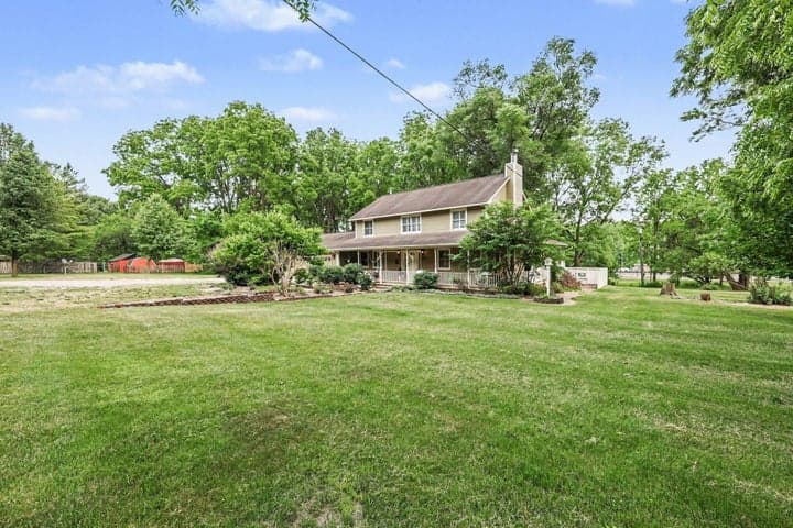 5449 W Huron River Drive, Dexter, MI 48130