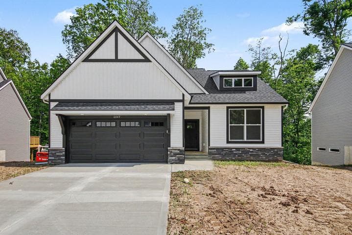 6847 Loggers Ridge Run SE, Caledonia, MI 49316