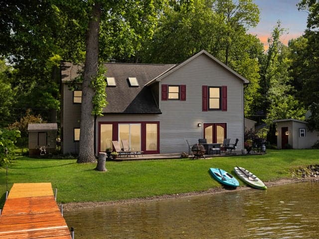 4461 Cordley Lake Road, Pinckney, MI 48169