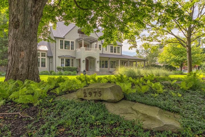 2975 Lakeshore Drive, Fennville, MI 49408