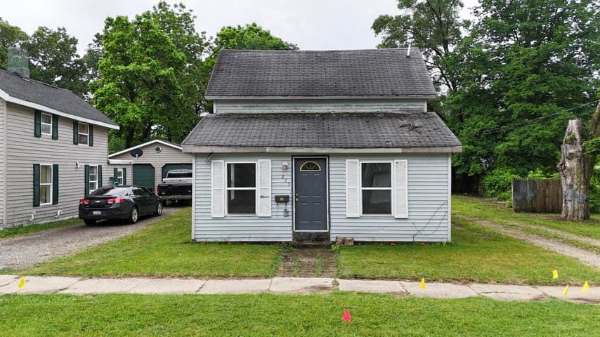 205 Pokagon Street, Dowagiac, MI 49047