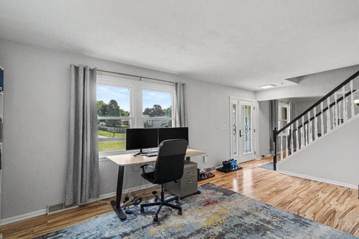 Photo 5