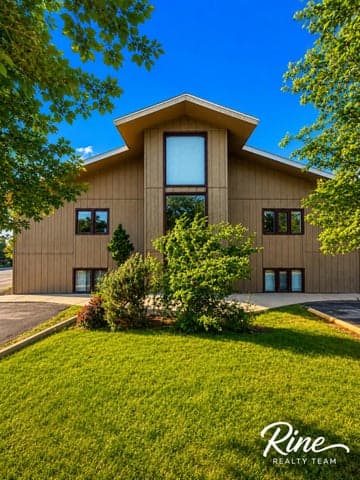 2650 Mcleod Drive N, Saginaw, MI 48604