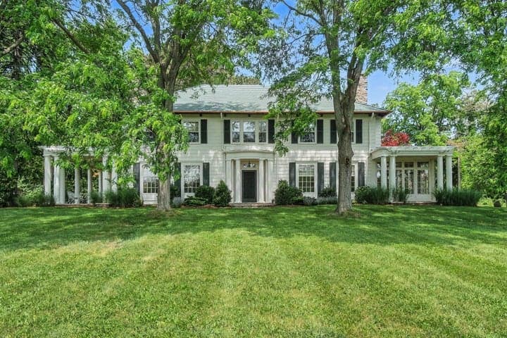 3215 W Dobson Place, Ann Arbor, MI 48105