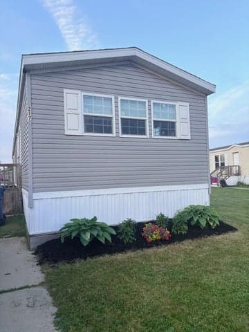 360 E Tuttle Road #217, Ionia, MI 48846