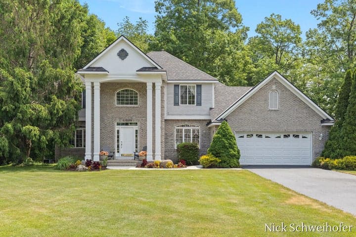 11220 Oak Grove Road, Grand Haven, MI 49417