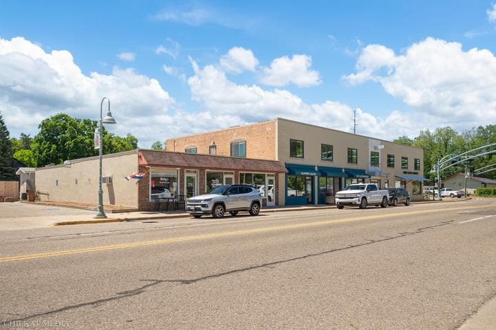 4514 Lake Street, Bridgman, MI 49106
