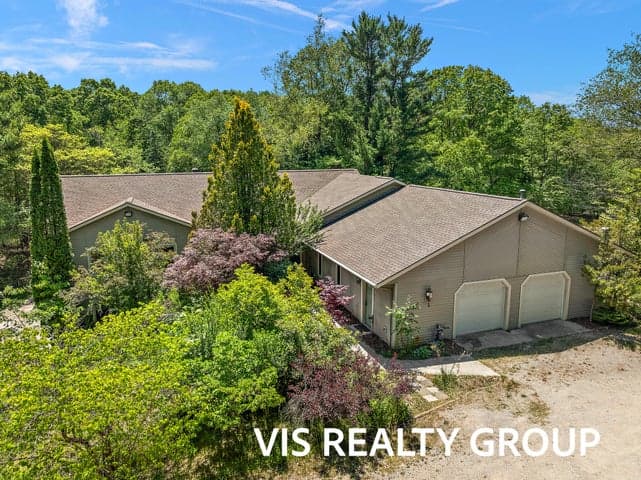 4275 Ford Road, Muskegon, MI 49445