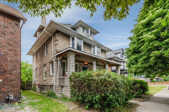 418 King Street, Detroit, MI 48202