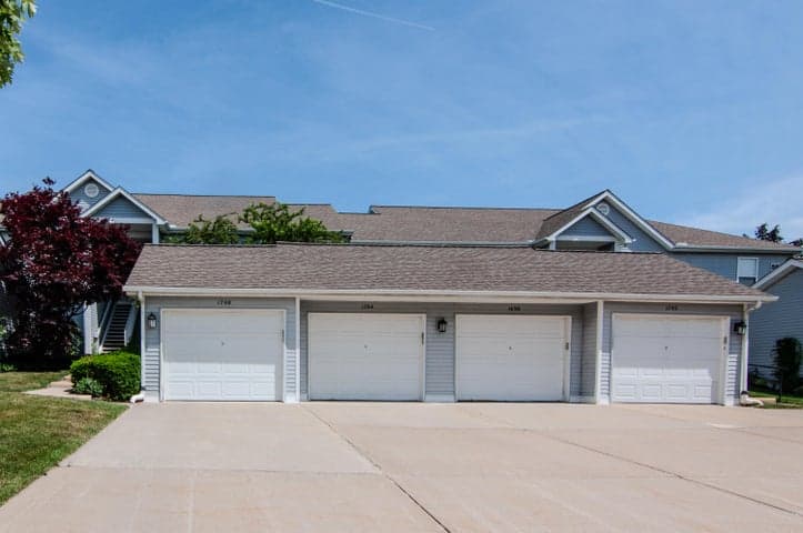 1704 Weatherstone Drive, Ann Arbor, MI 48108