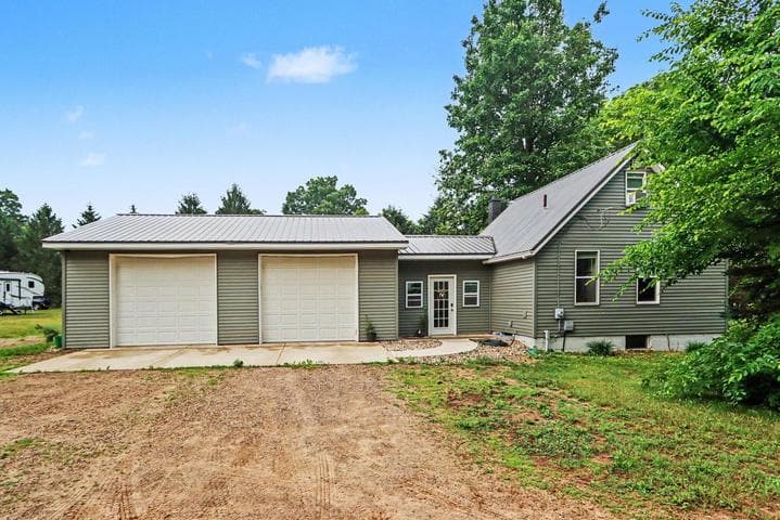 7244 Owen Drive, Kalamazoo, MI 49009