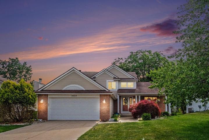 4699 Raintree Drive SE, Kentwood, MI 49512