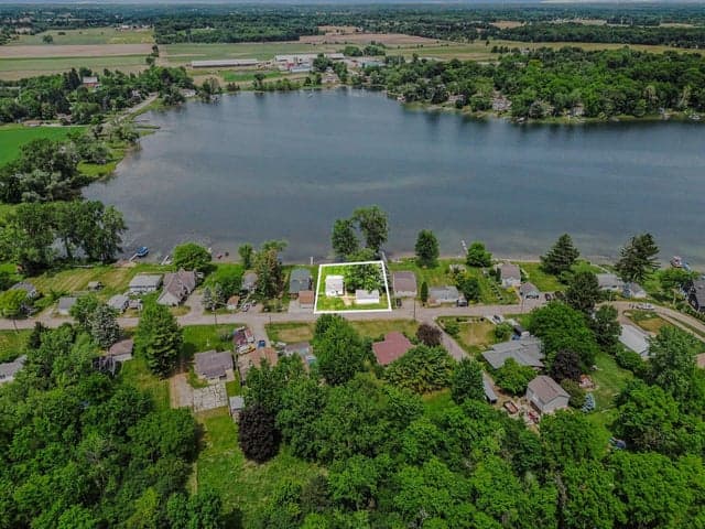 11968 Elmdale Drive, Manchester, MI 48158