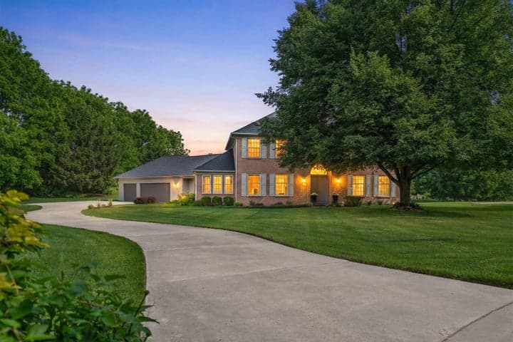 7354 Oak Shore Drive, Portage, MI 49024