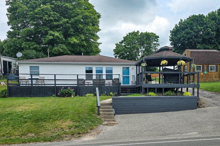 19276 4th Street, Chippewa Lake, MI 49320