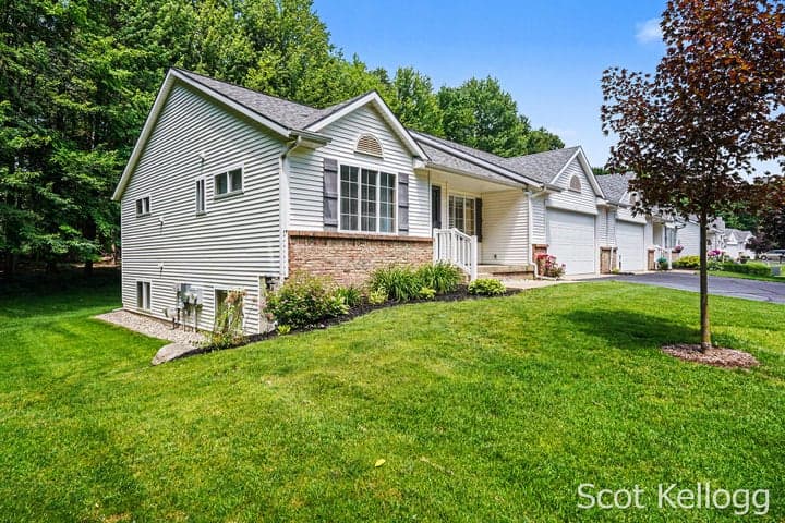 1923 Jack Pine Court, Dorr, MI 49323