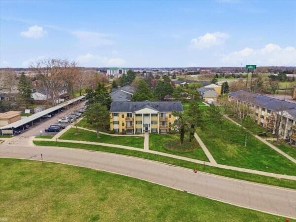 45290 Keding Street #101, Utica, MI 48317
