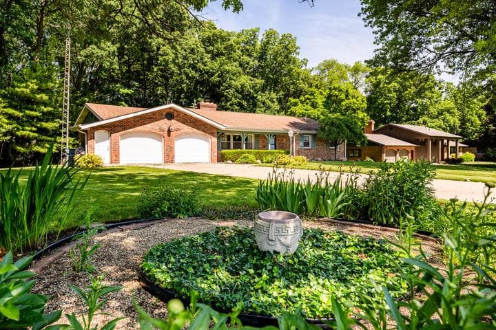 3120 Ridgeview, St. Joseph, MI 49085