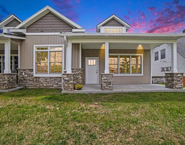 112 E Sheridan Street, Fremont, MI 49412