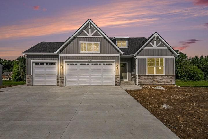 7681 Clementine Avenue, Byron Center, MI 49315