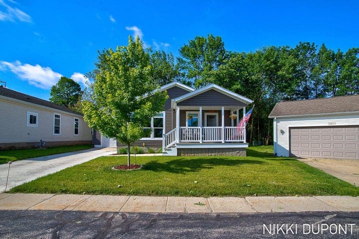 5254 W Scenic Turn Lane, Holland, MI 49423