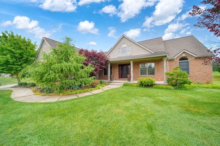 5040 Grande View Lane, Jackson, MI 49201