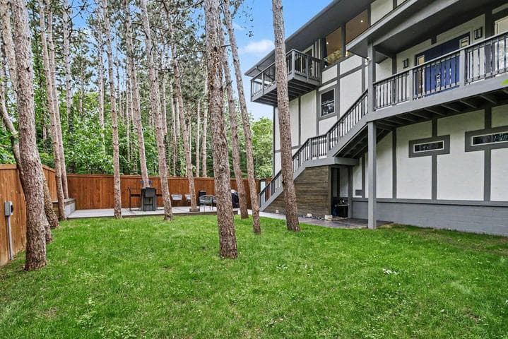 2949 Pagoda Path, Stevensville, MI 49127