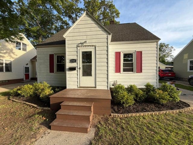 2345 Harding Avenue, Muskegon, MI 49441