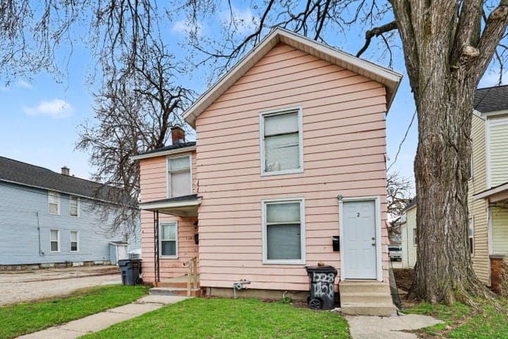1242 Alpine Avenue NW, Grand Rapids, MI 49504