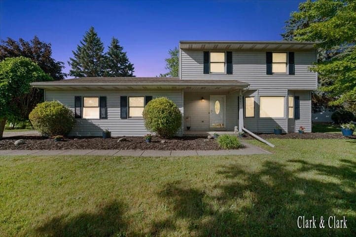 5001 Westhaven Boulevard, Lansing, MI 48917
