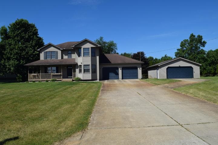 252 Adolph Shores Drive, Coldwater, MI 49036