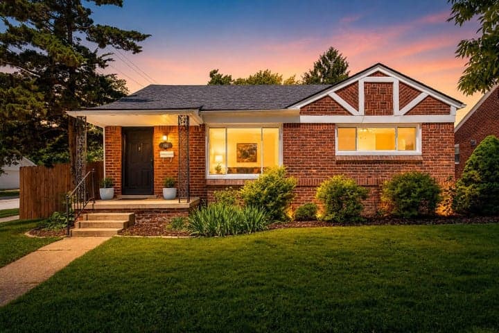 332 Normandy Road, Royal Oak, MI 48073