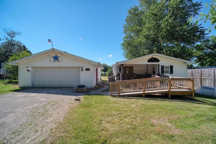 4498 Yuma Drive, Jackson, MI 49201